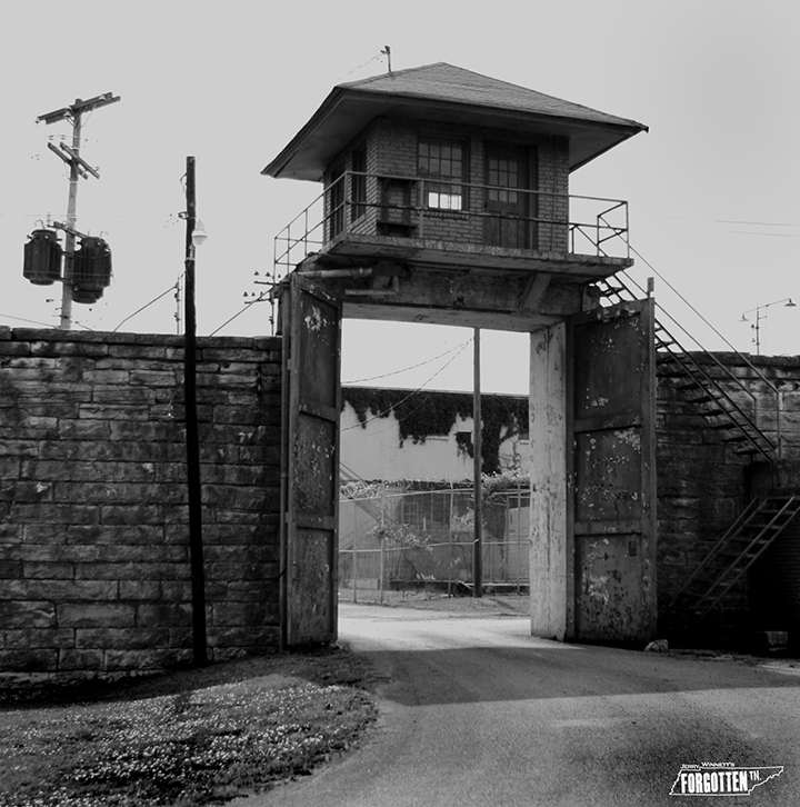 PRISON 00